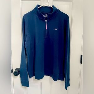 Womens Vineyard Vines navy blue quarter zip pullover.